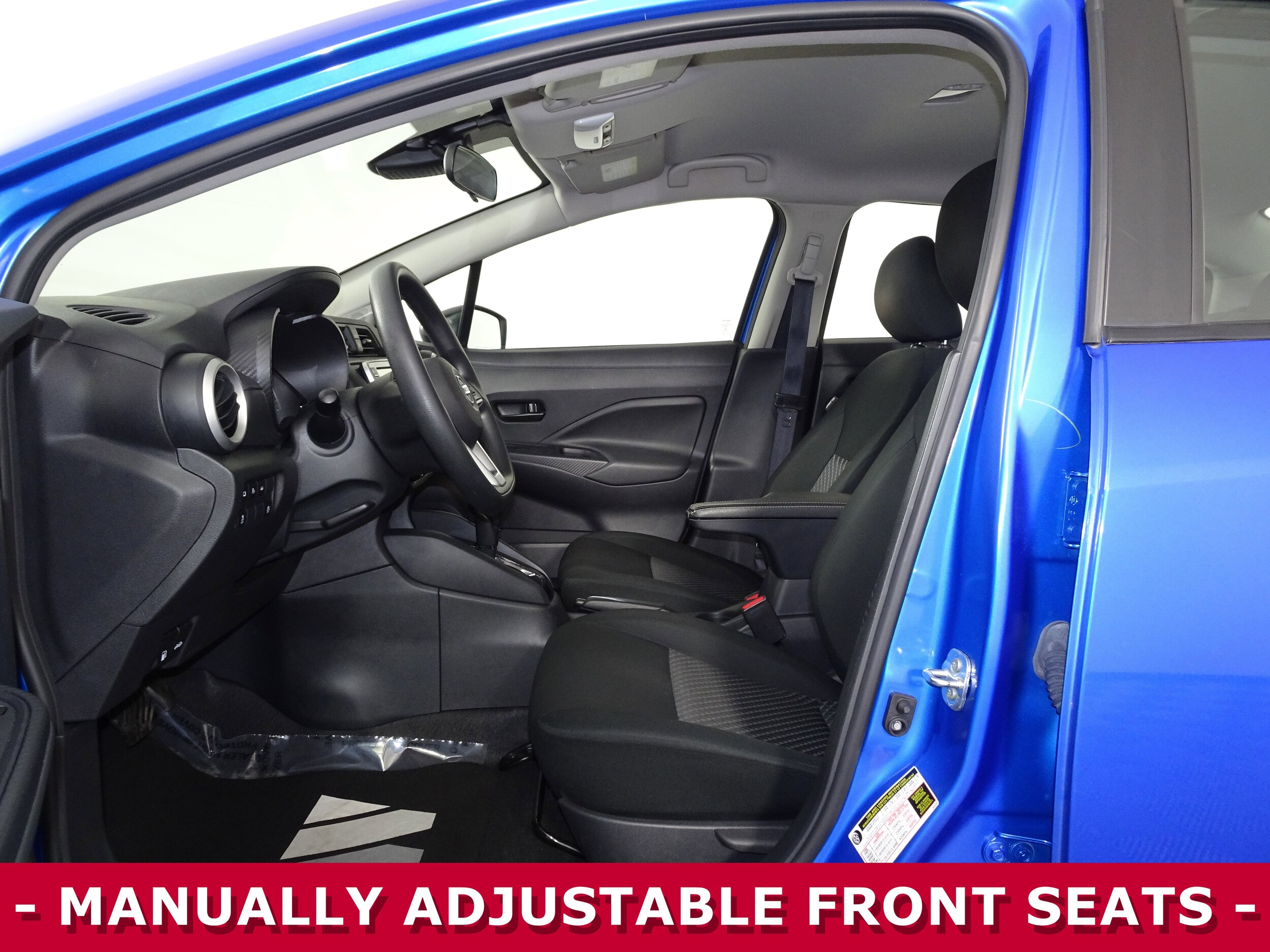 2021 Nissan Versa 1.6 S photo 4