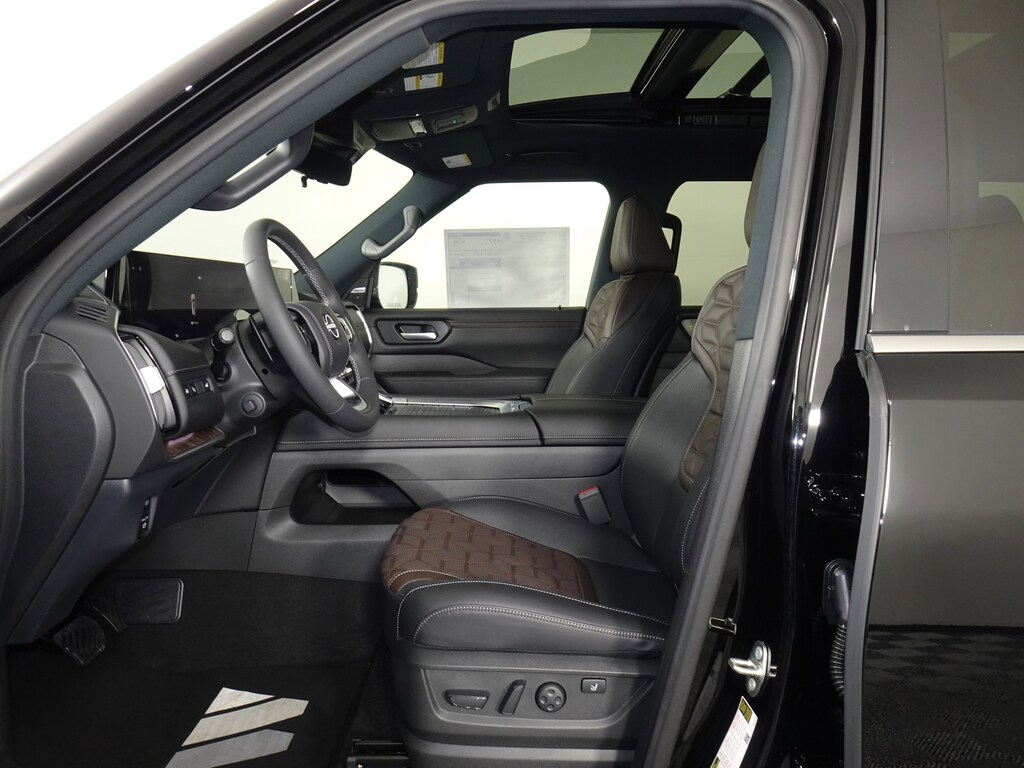 Used 2025 Nissan Armada Platinum Reserve SUV