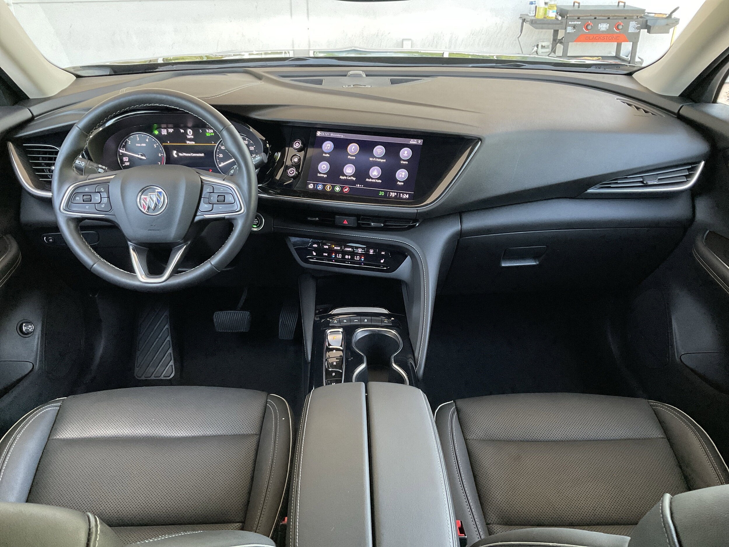 2021 Buick Envision Essence photo 3