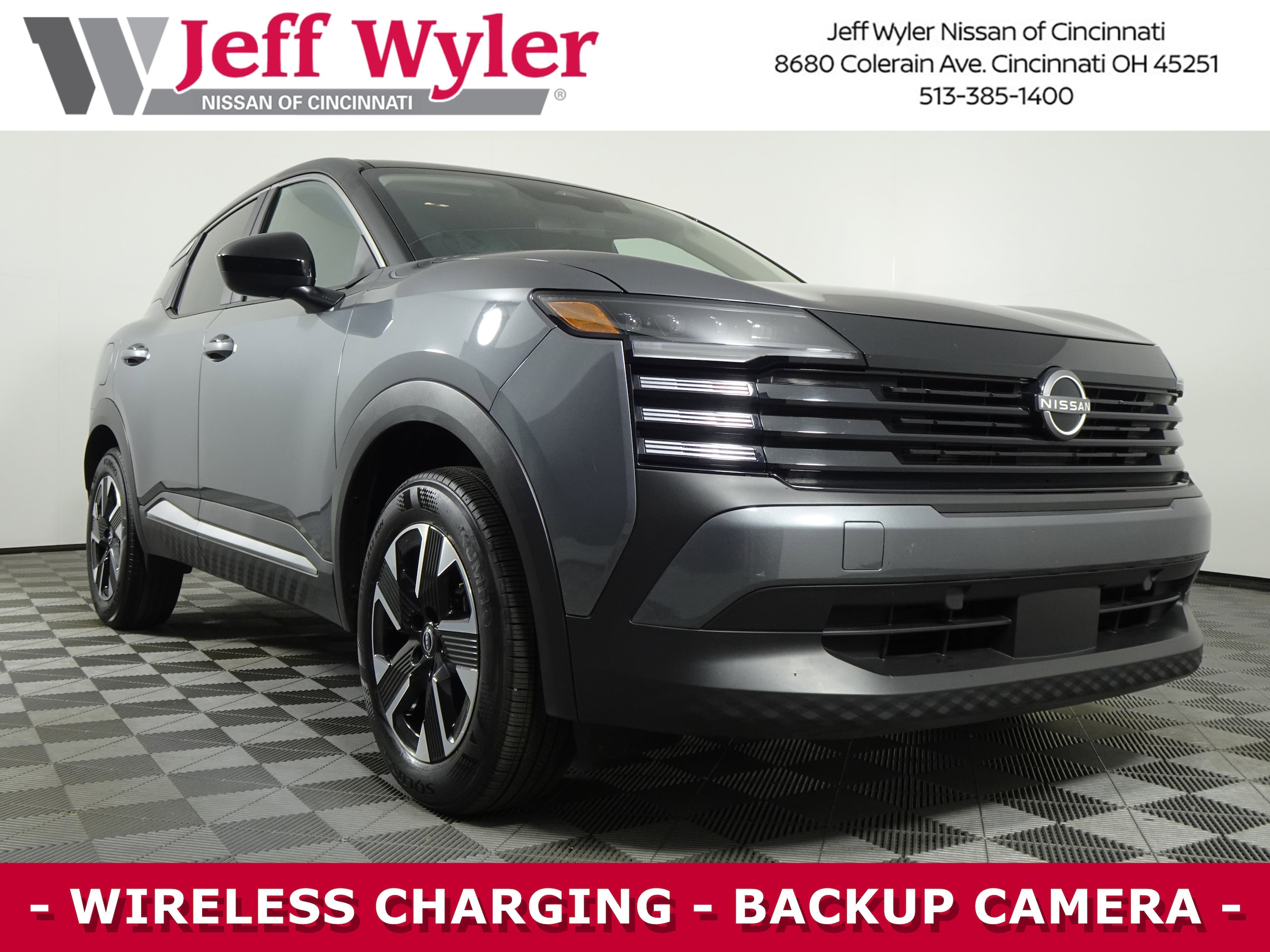 2025 Nissan Kicks SV AWD's photo