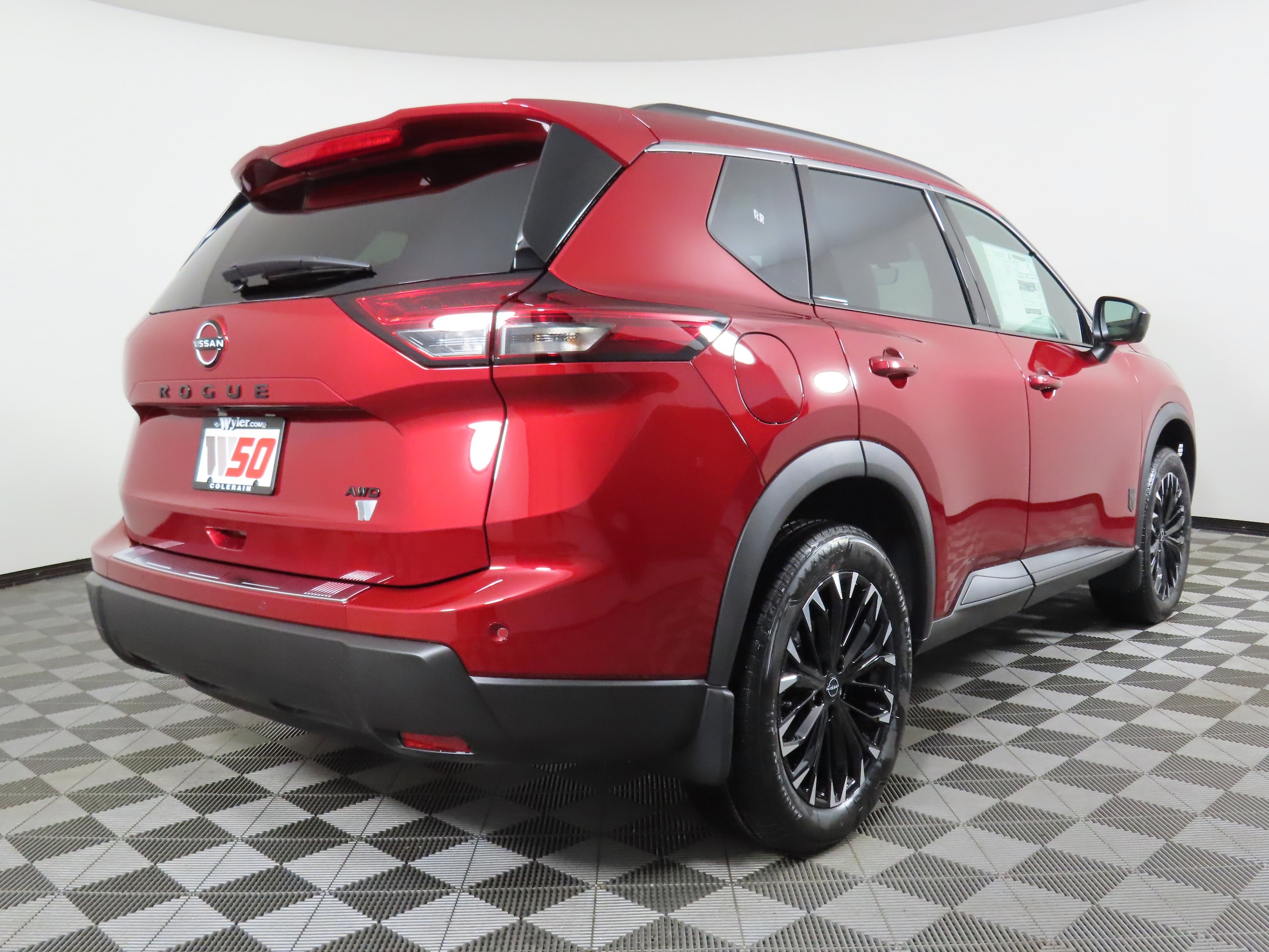 New Nissan Rogue in Cincinnati, OH | Jeff Wyler Nissan