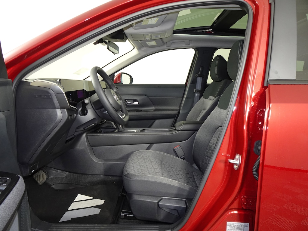 New 2025 Nissan Kicks SV SUV