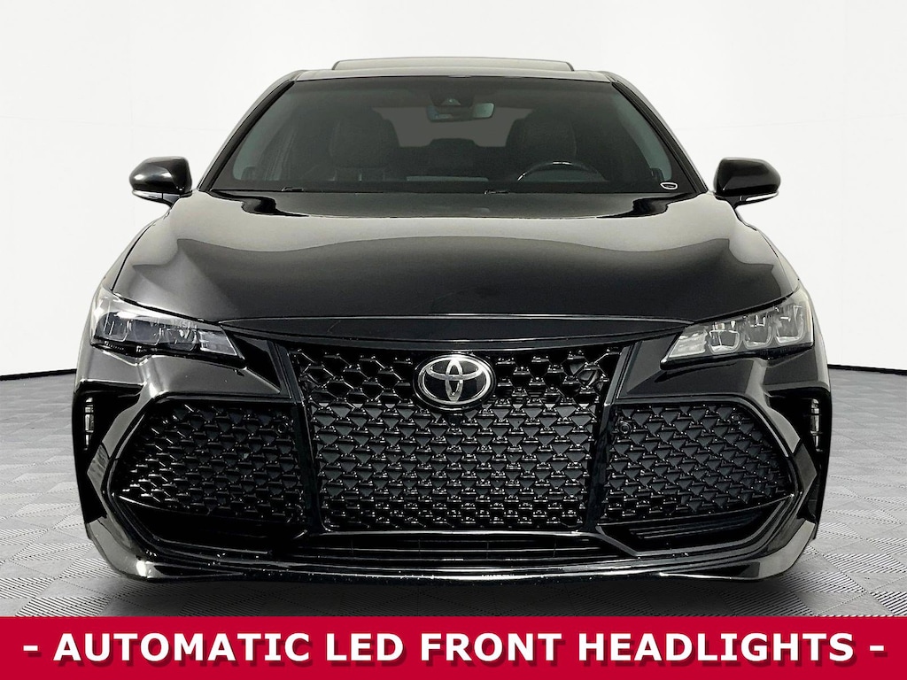 Used 2019 Toyota Avalon XSE Sedan