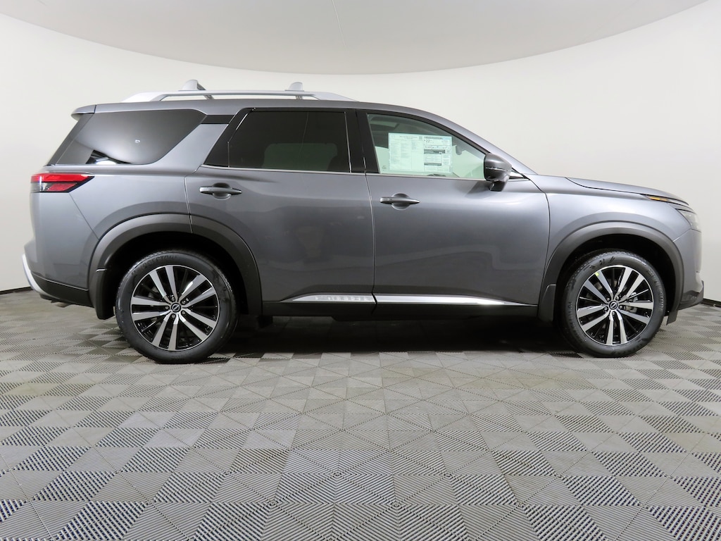 New 2025 Nissan Pathfinder Platinum SUV