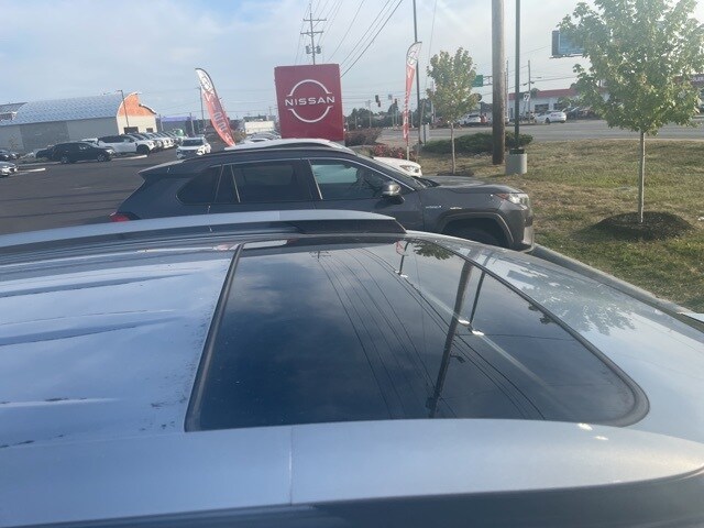 2018 Toyota RAV4 XLE photo 3
