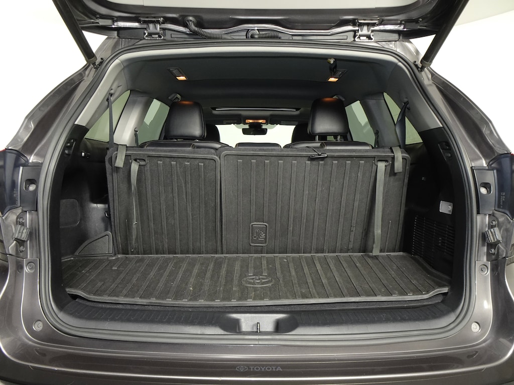 Used 2018 Toyota Highlander XLE SUV