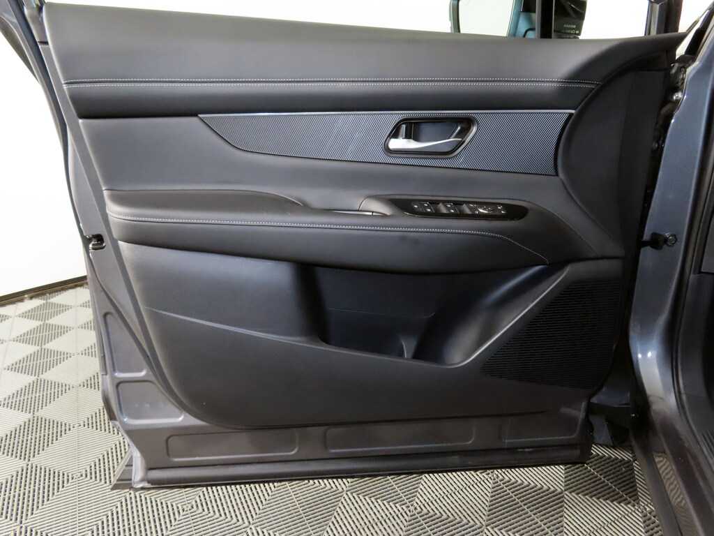 Certified 2025 Nissan Murano SV SUV