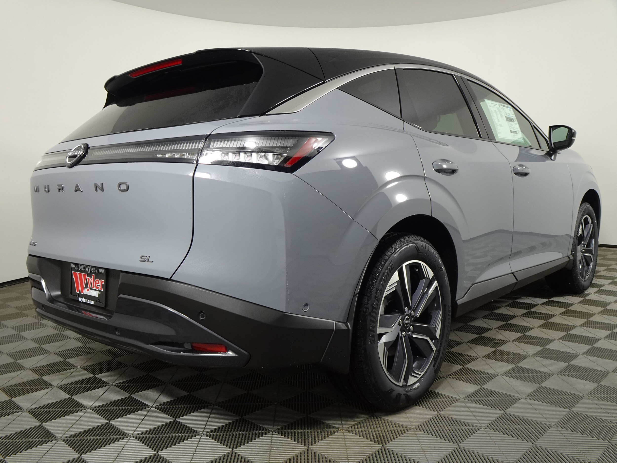 2025 Nissan Murano SL photo 3