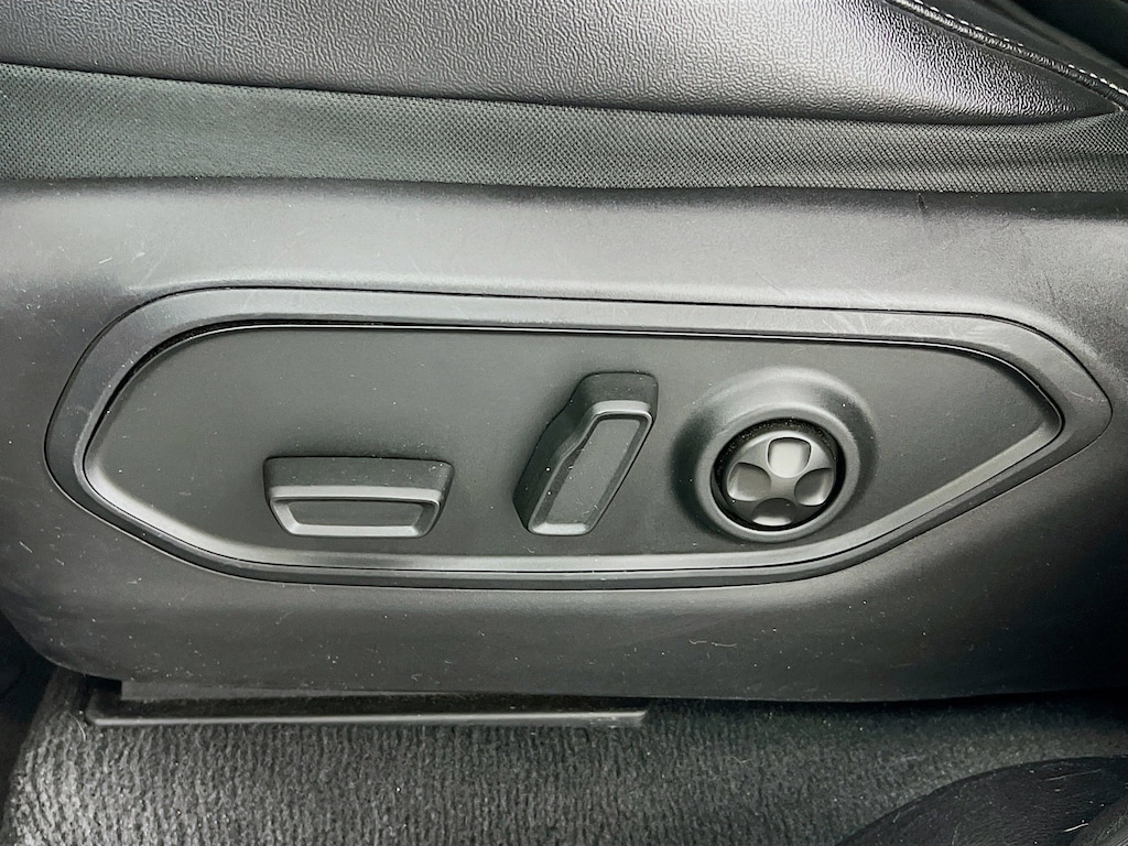 Used 2024 Jeep Grand Cherokee L Altitude SUV