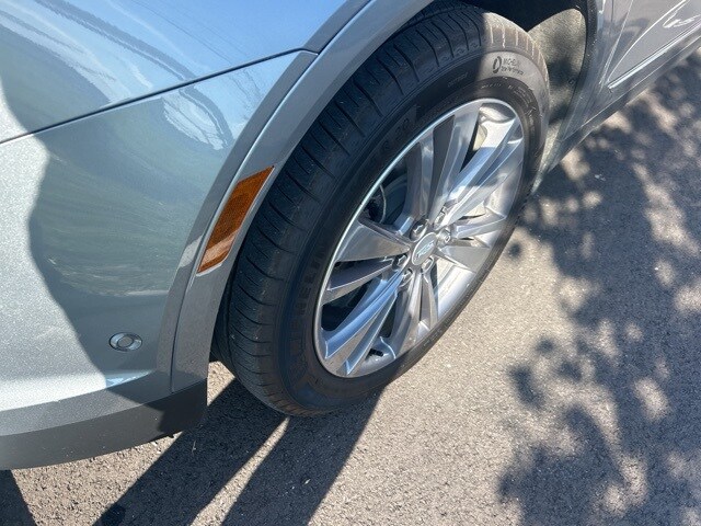 2024 Cadillac XT5 Premium Luxury photo 4