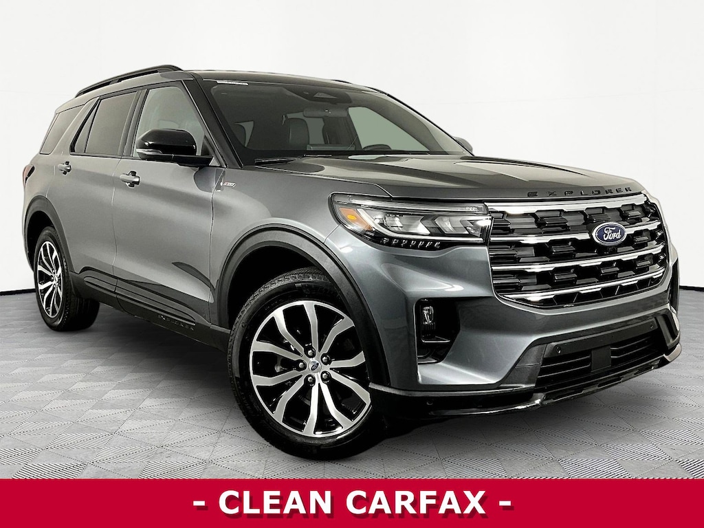 Used 2025 Ford Explorer ST-Line SUV