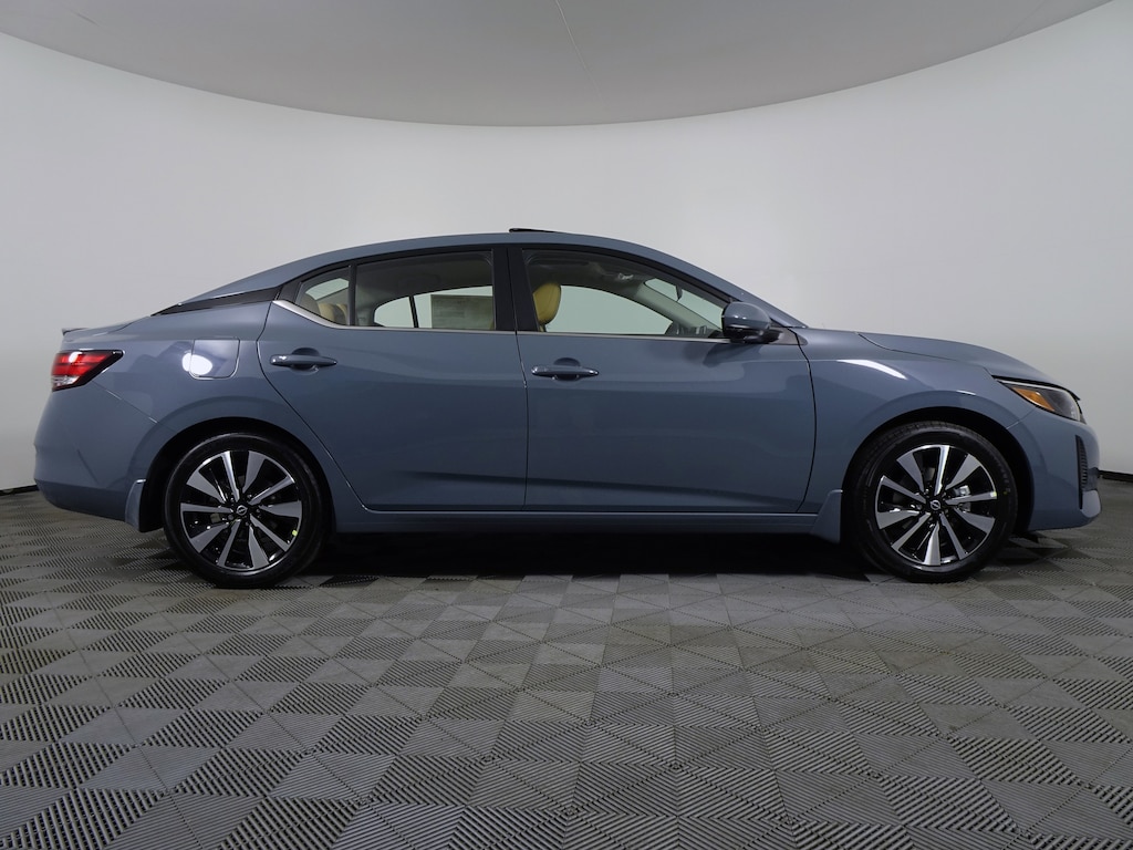 New 2025 Nissan Sentra SV Sedan