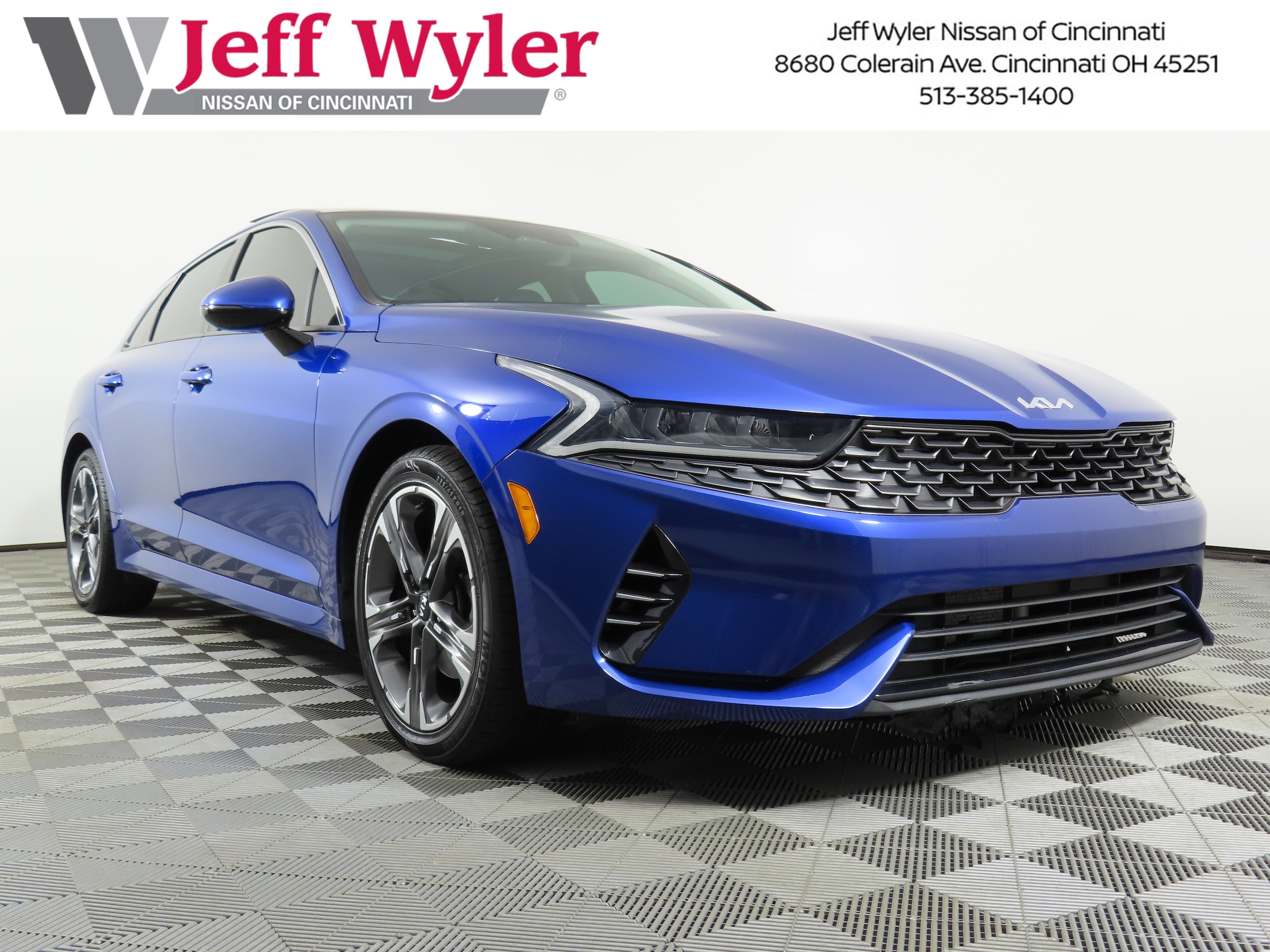 2021 Kia K5 EX's photo