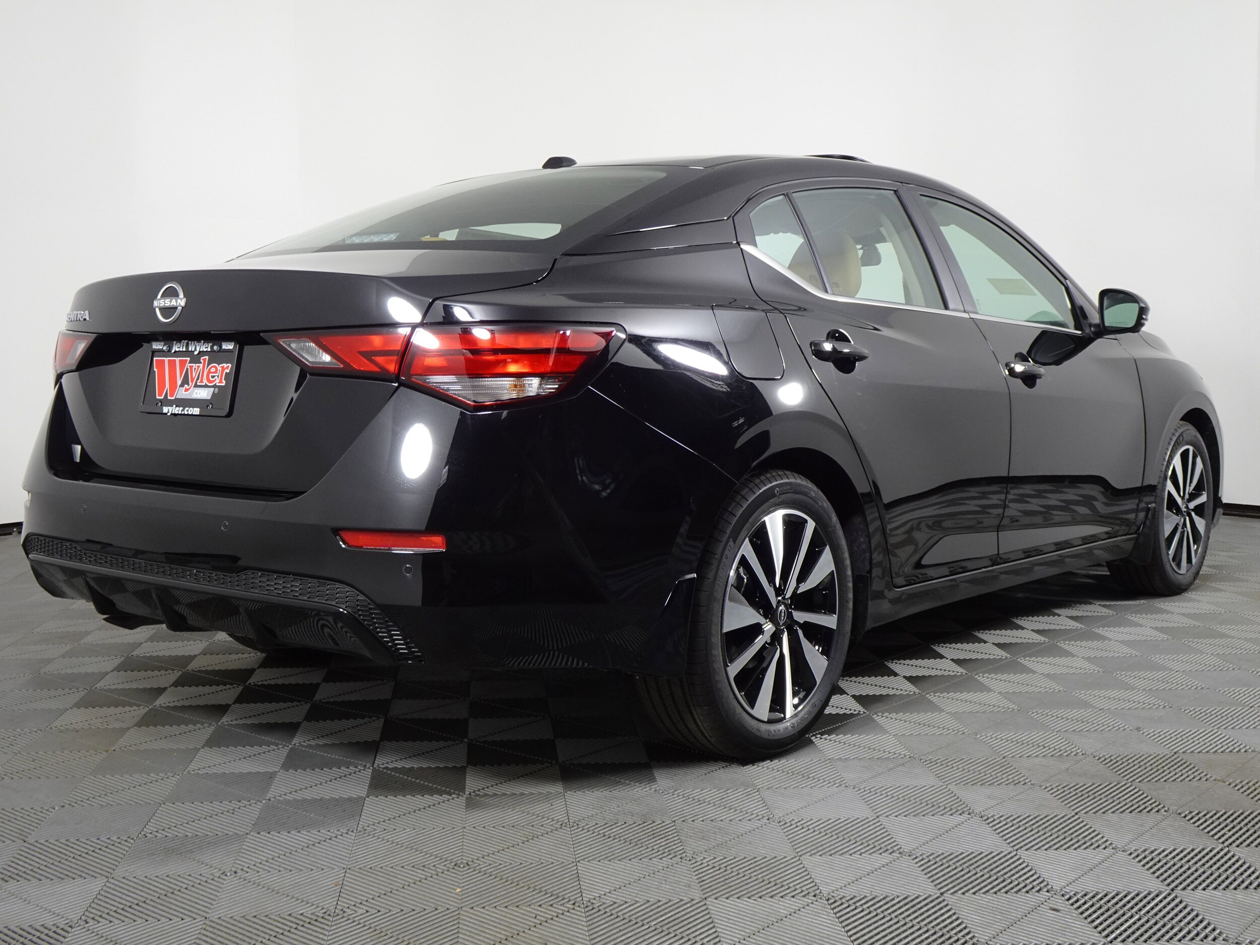 2025 Nissan Sentra SV photo 2