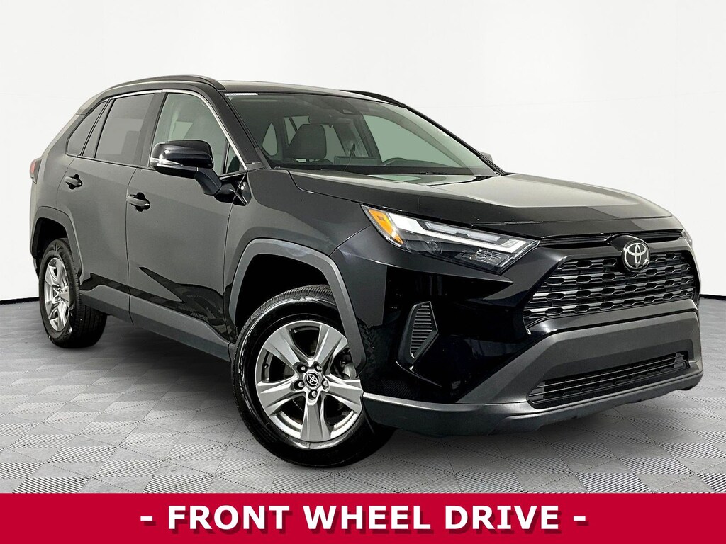 Used 2024 Toyota RAV4 XLE SUV