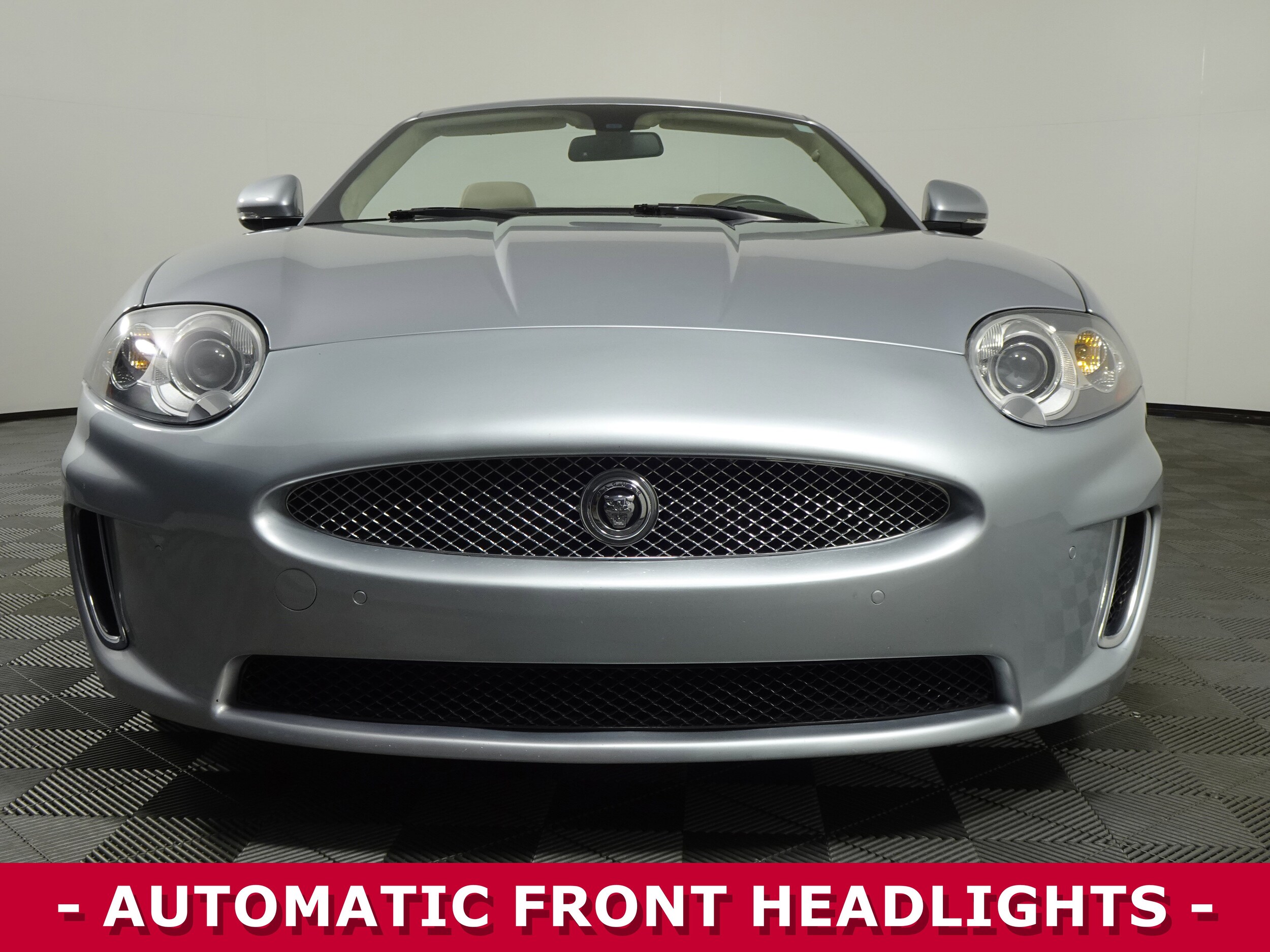 2010 Jaguar XK Base Convertible photo 2