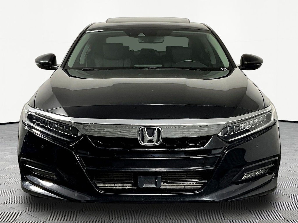 Used 2019 Honda Accord Touring 2.0T Sedan