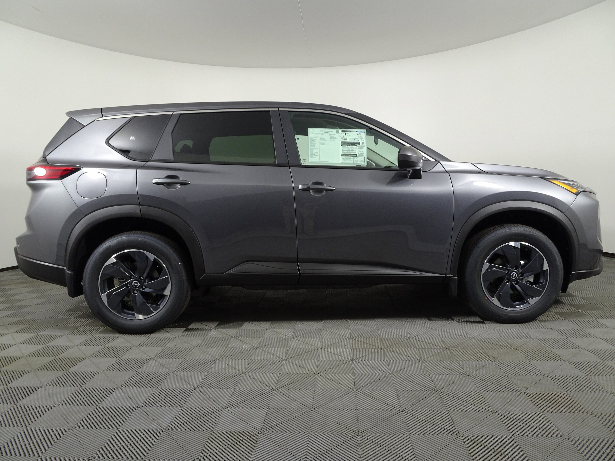 2026 Nissan Rogue SV photo 2