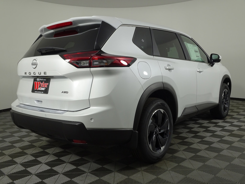 New 2026 Nissan Rogue SV SUV