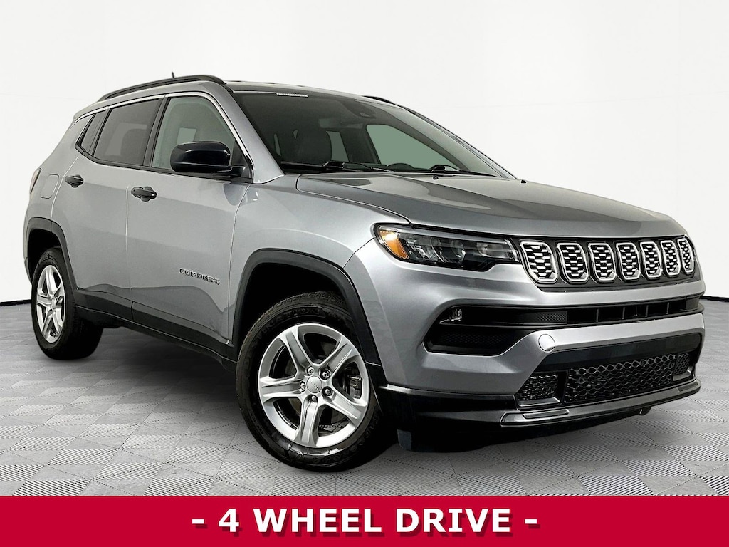 Used 2024 Jeep Compass Latitude SUV