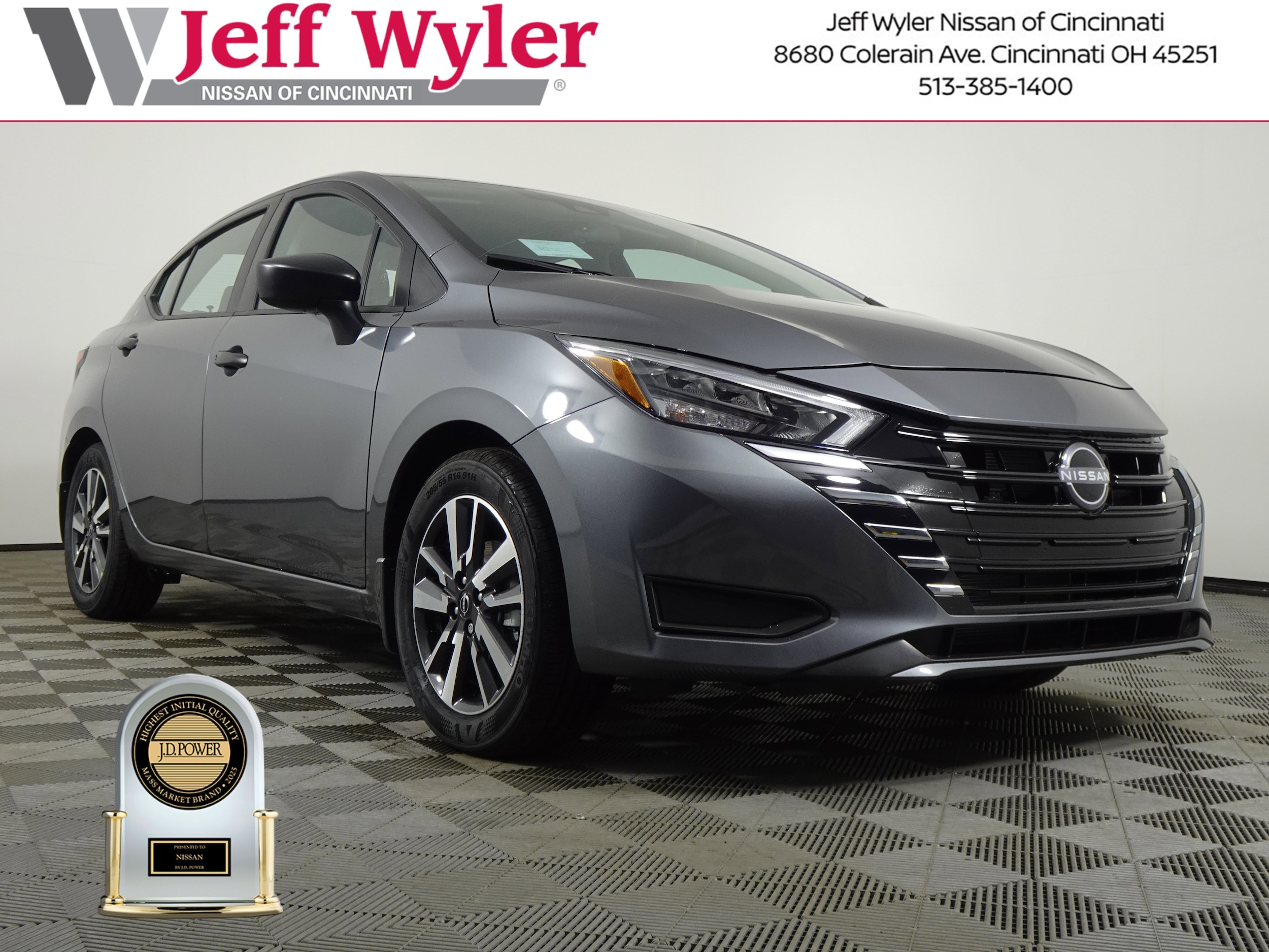 2025 Nissan Versa Sedan S's photo