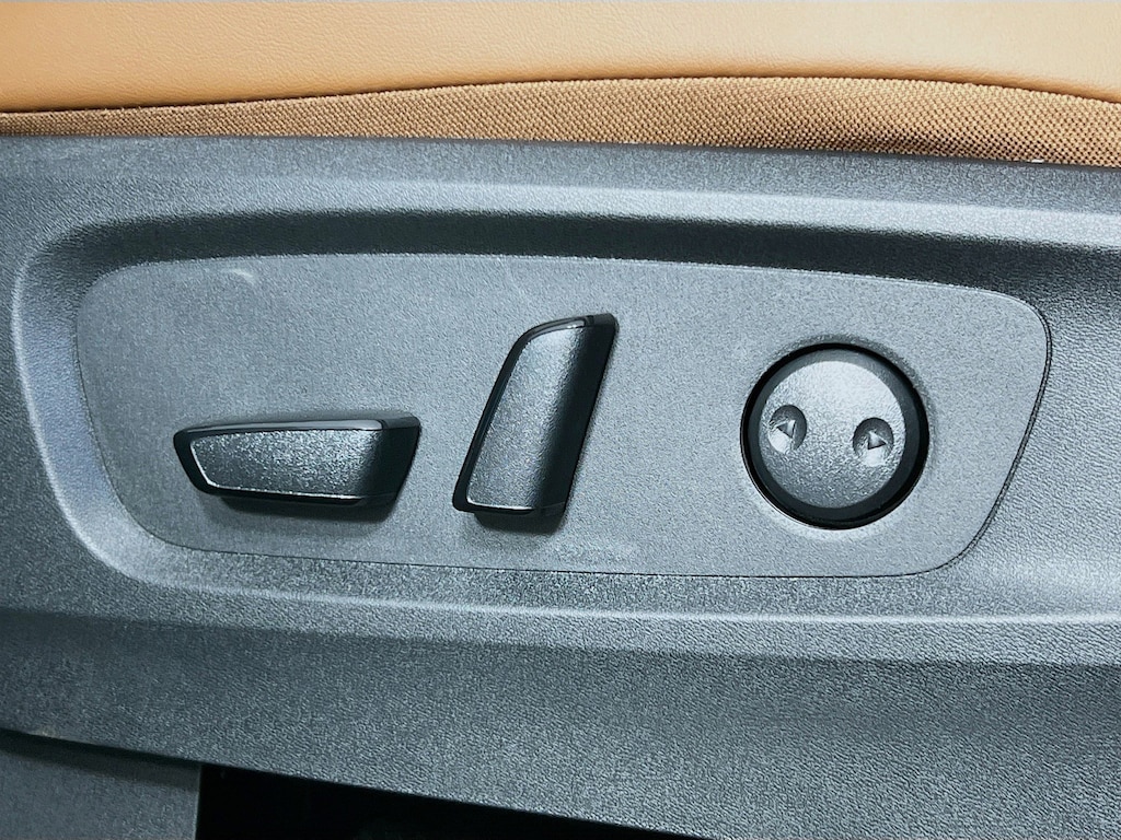 New 2025 Nissan Pathfinder Platinum SUV