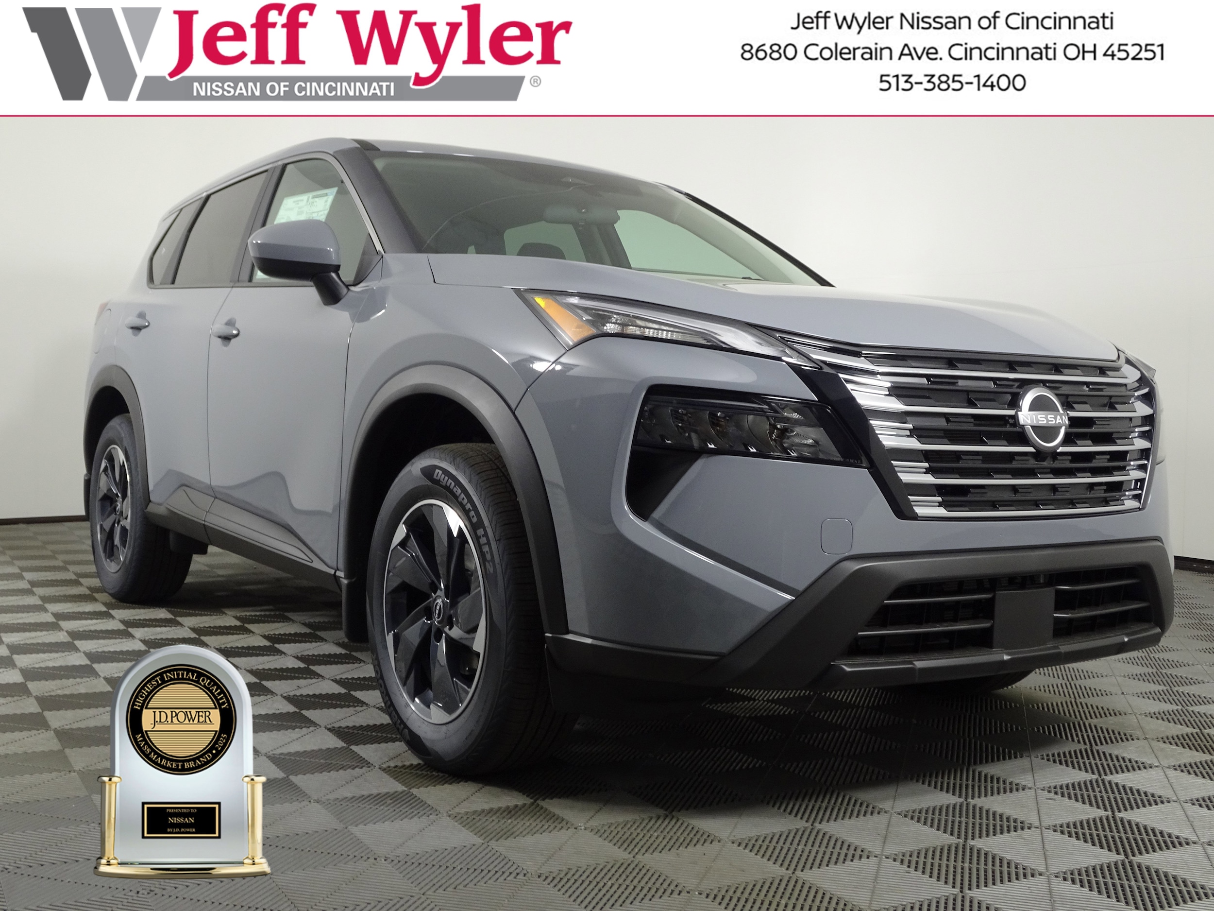 2026 Nissan Rogue SV's photo