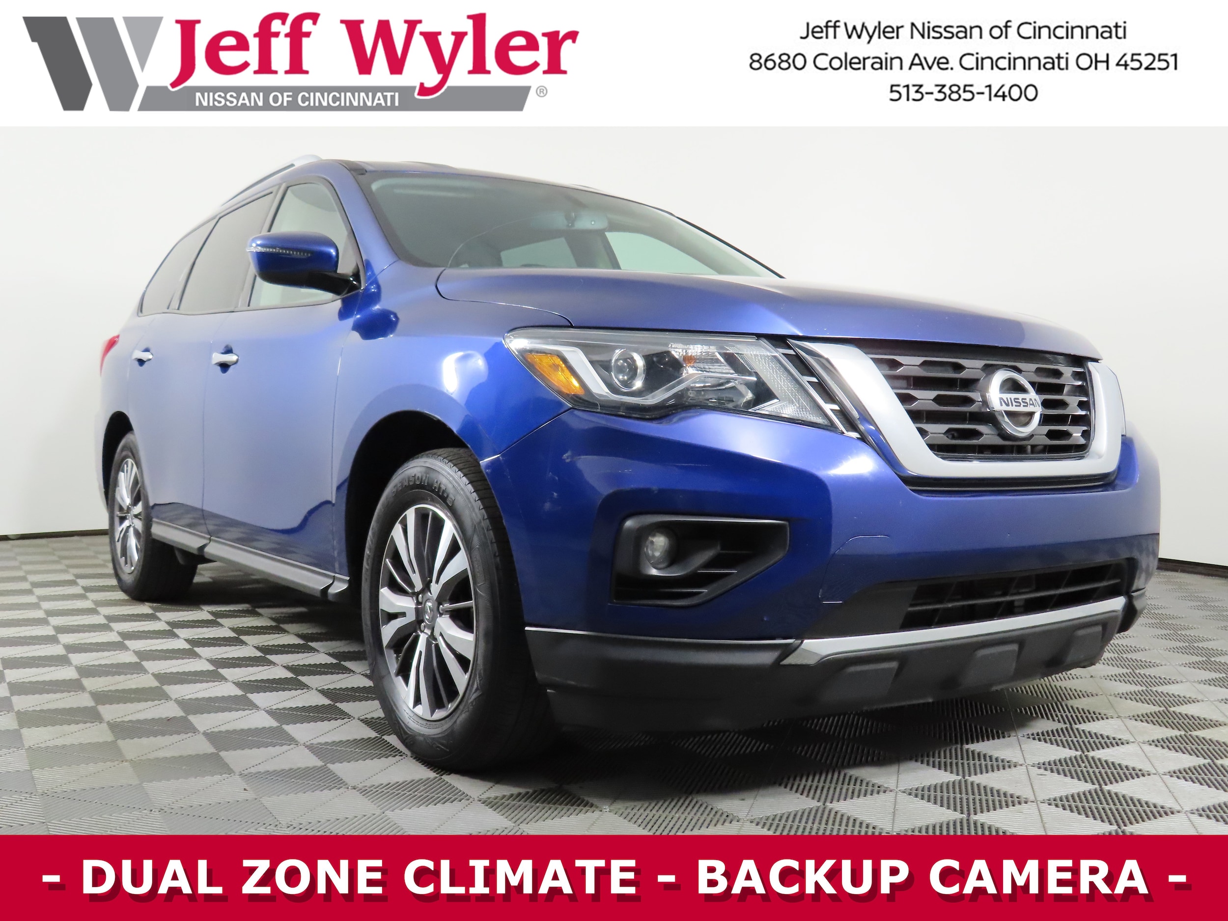 2019 Nissan Pathfinder SV