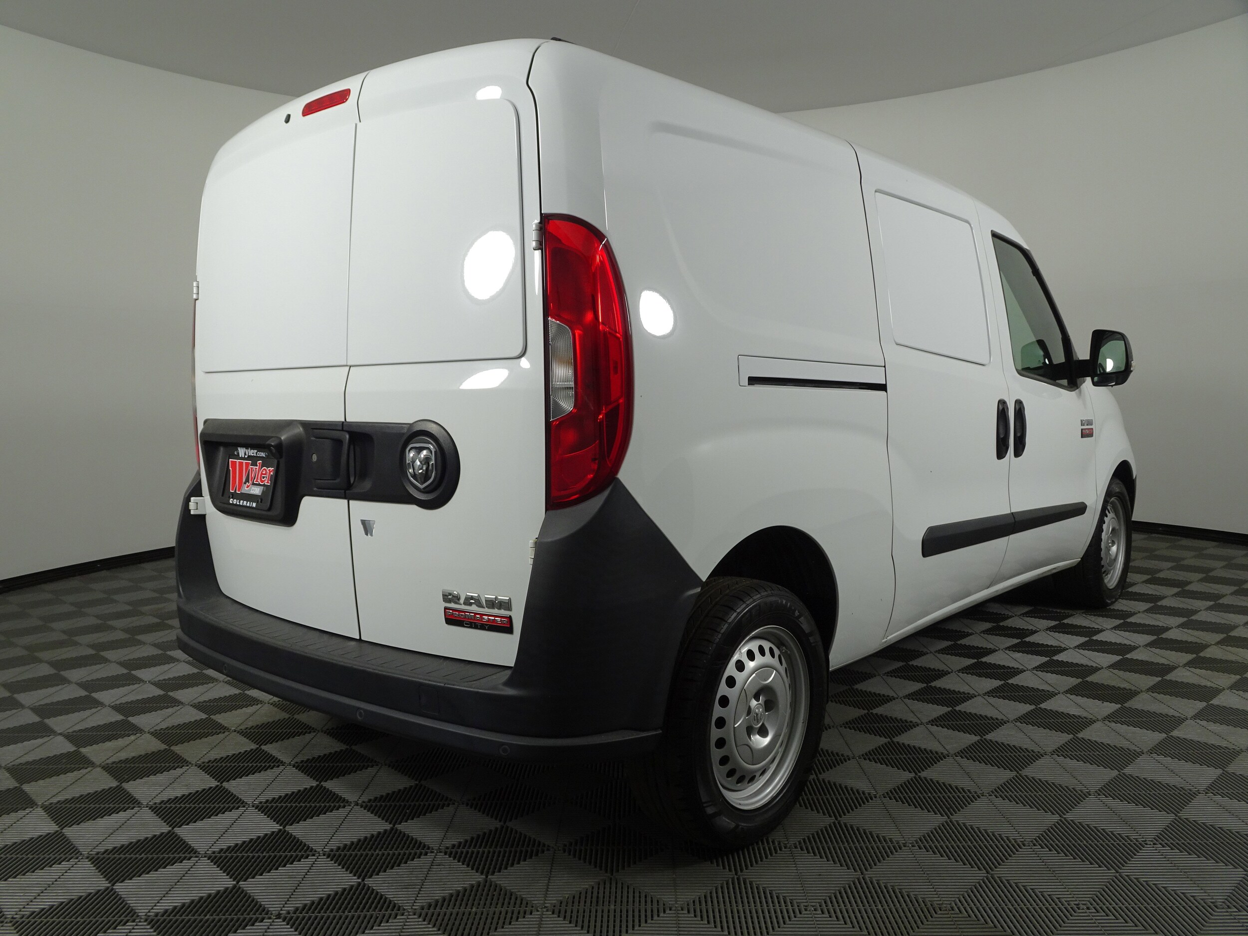 2021 Ram ProMaster City Tradesman Cargo Van photo 2