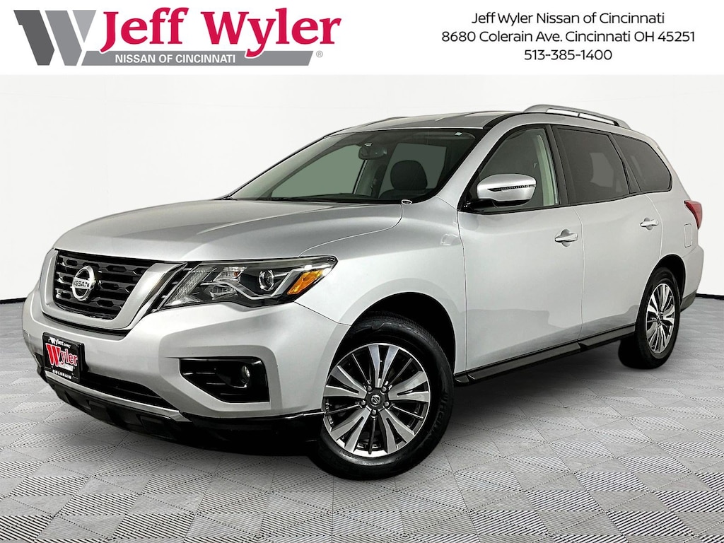 Used 2018 Nissan Pathfinder SV SUV