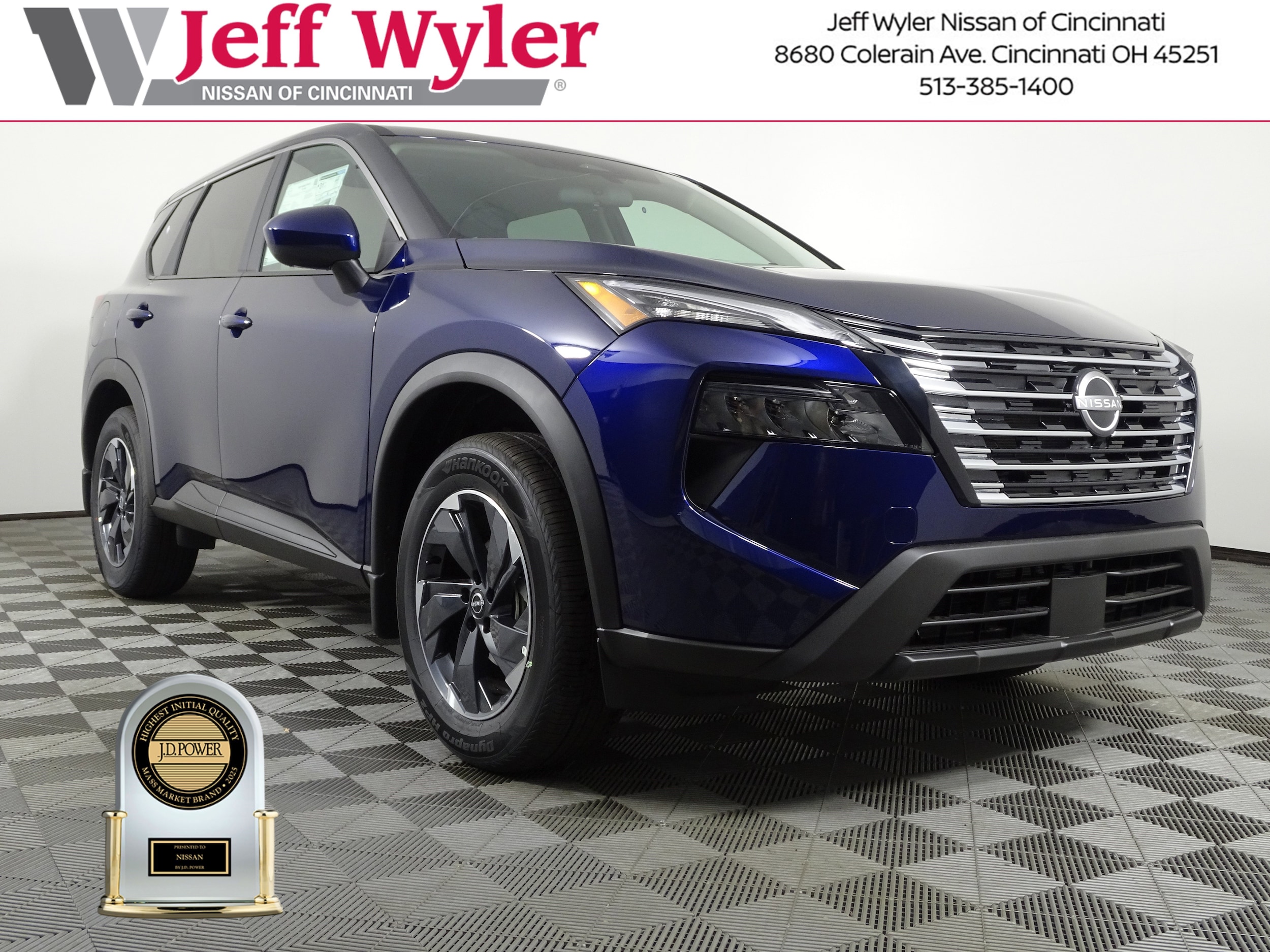 2026 Nissan Rogue SV's photo