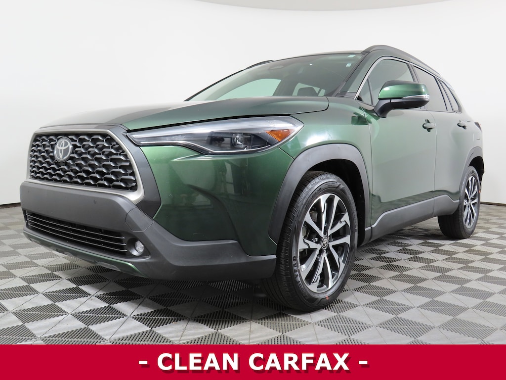 Used 2024 Toyota Corolla Cross XLE SUV