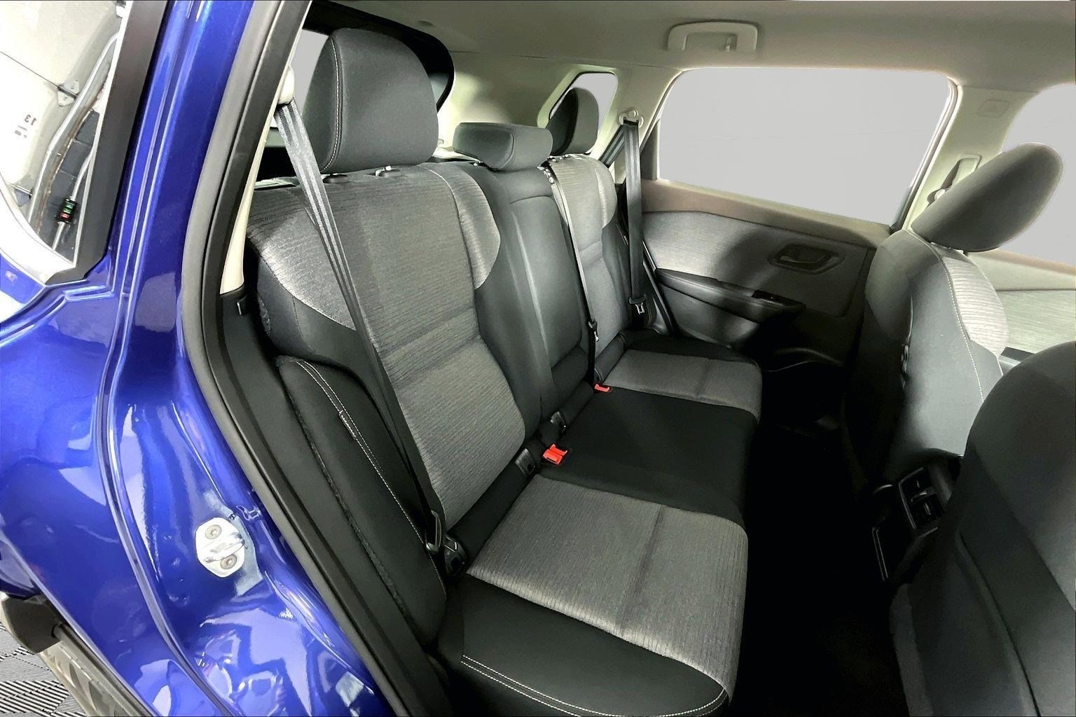 2022 Nissan Rogue S - Photo 25