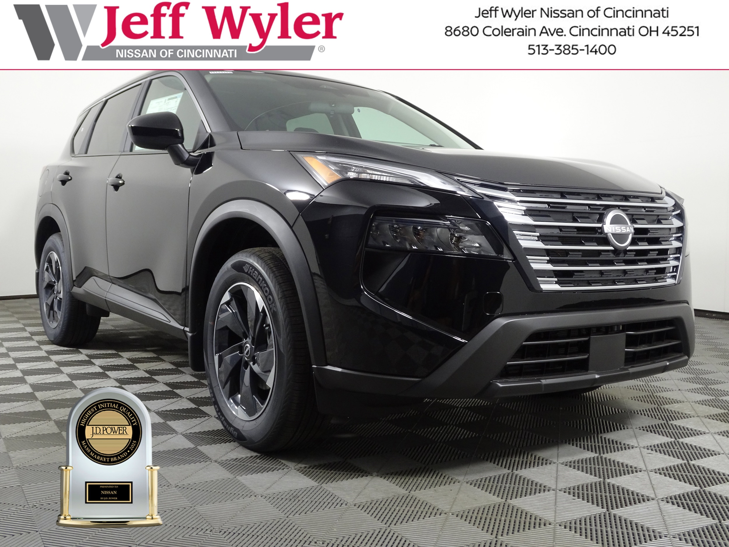 2026 Nissan Rogue SV's photo