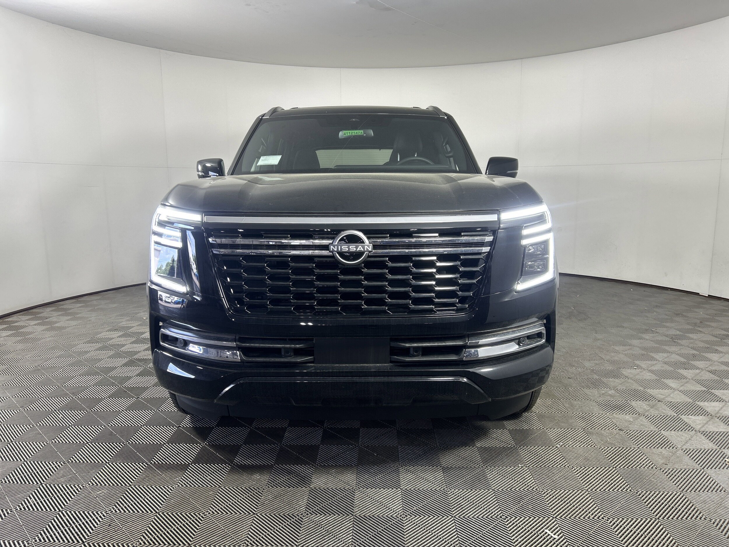 2025 Nissan Armada SL photo 2
