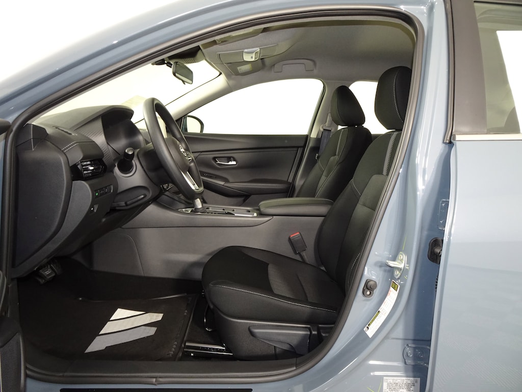 New 2025 Nissan Sentra SV Sedan