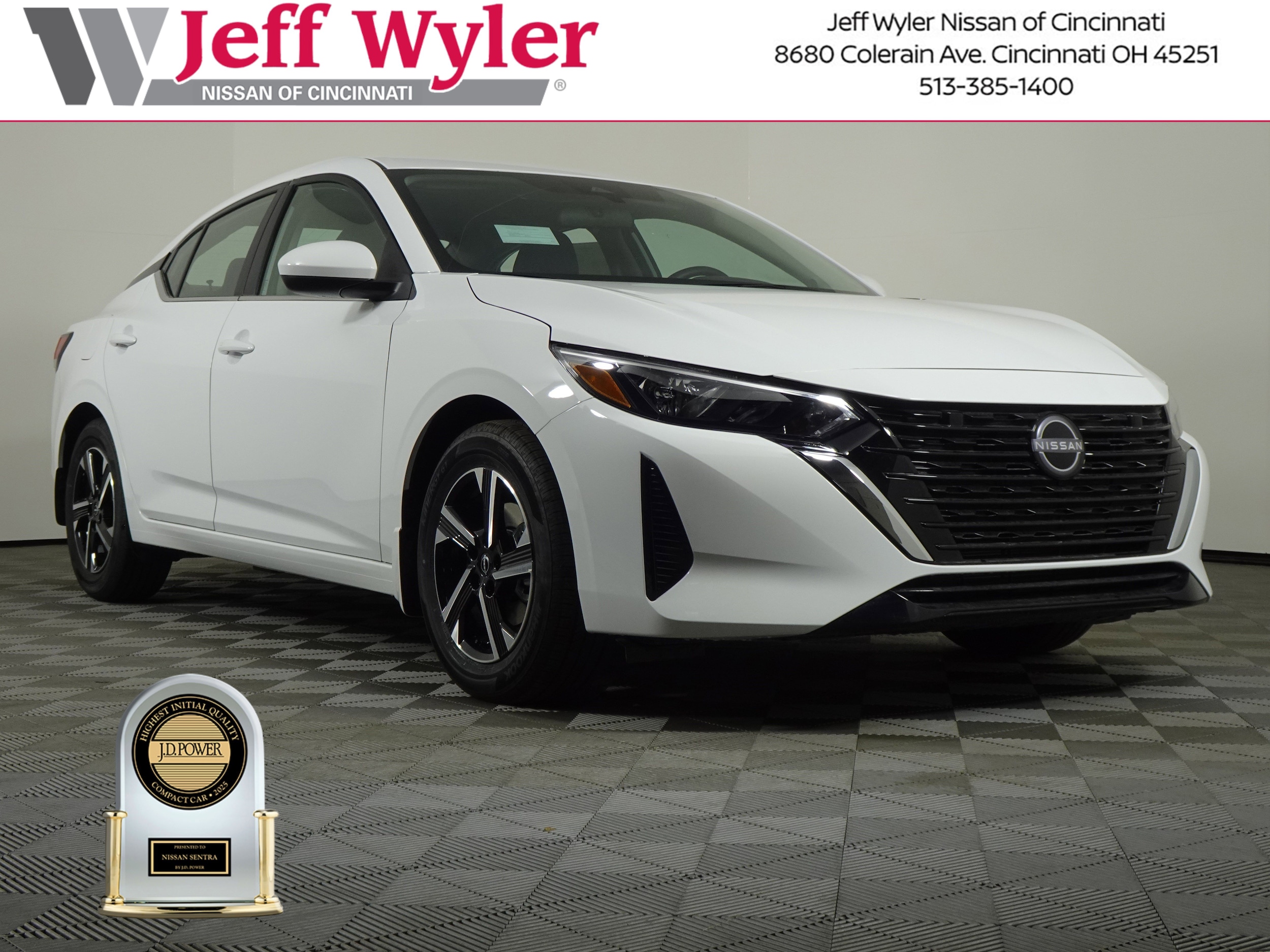 2025 Nissan Sentra SV's photo