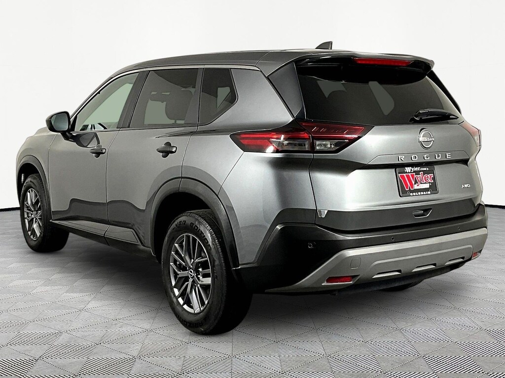 Used 2023 Nissan Rogue S SUV