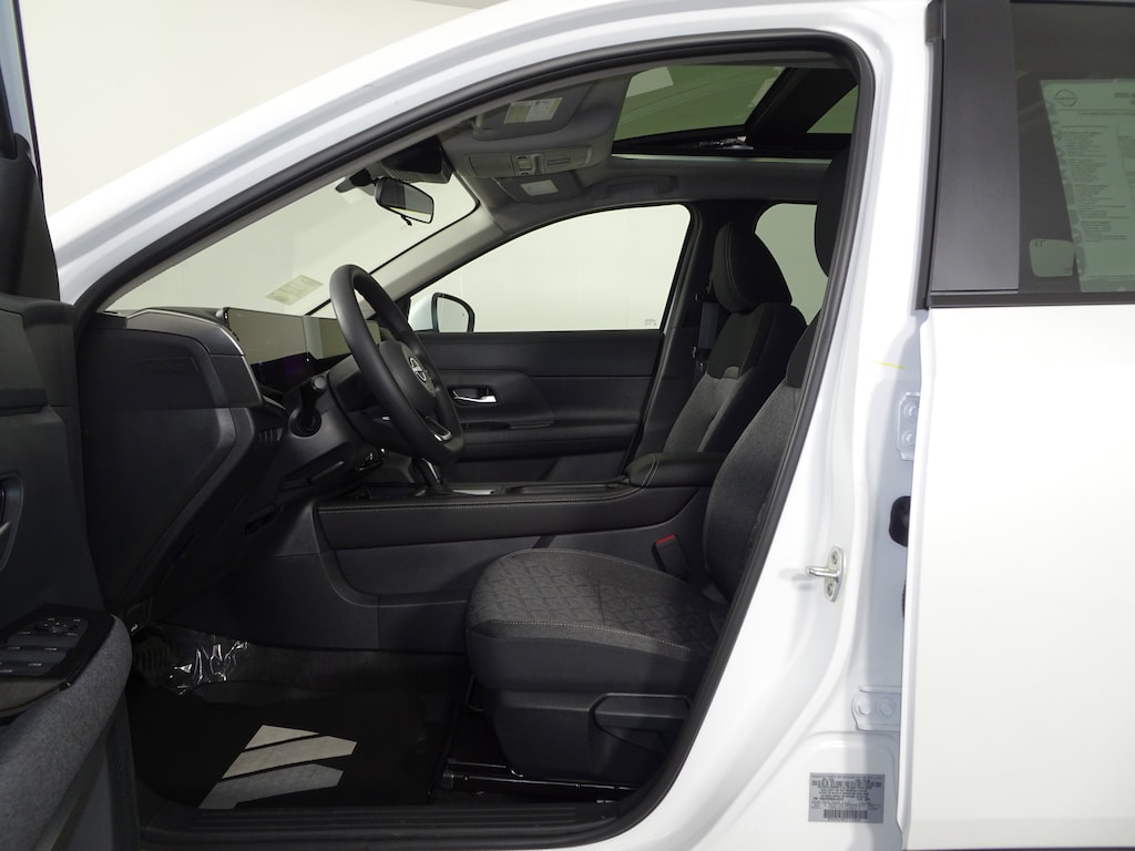 New 2025 Nissan Kicks SV SUV