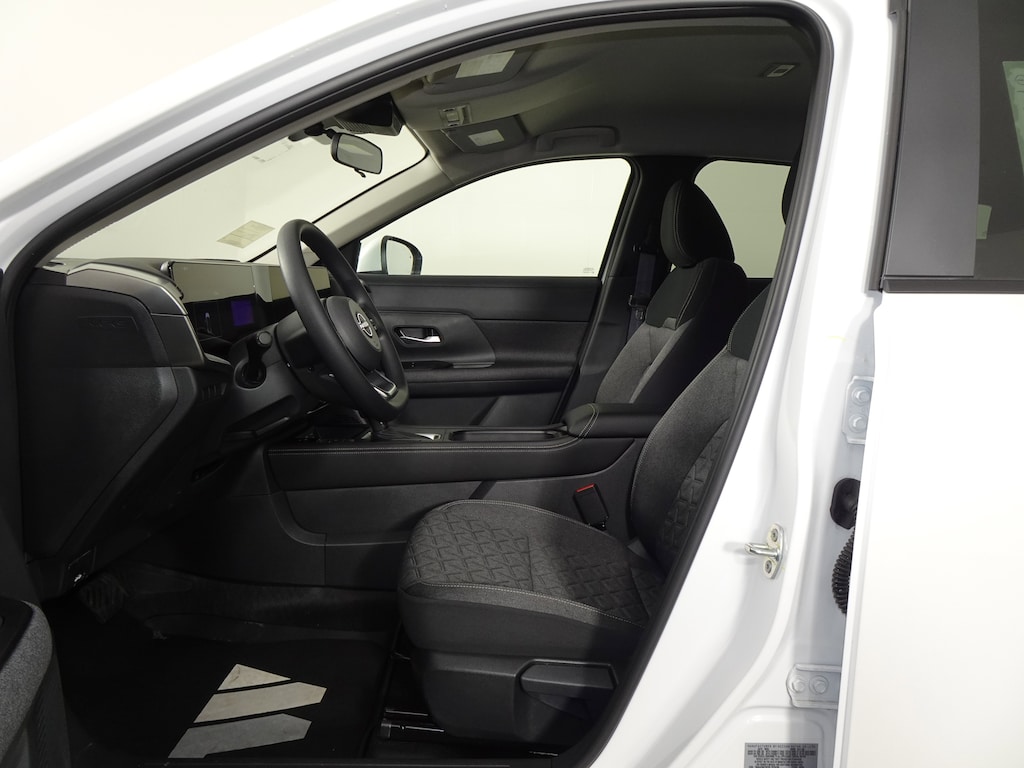 New 2026 Nissan Kicks SV SUV