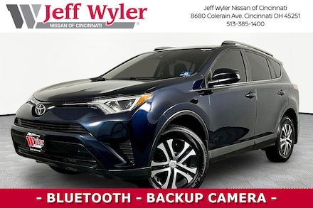 2018 Toyota RAV4 LE SUV
