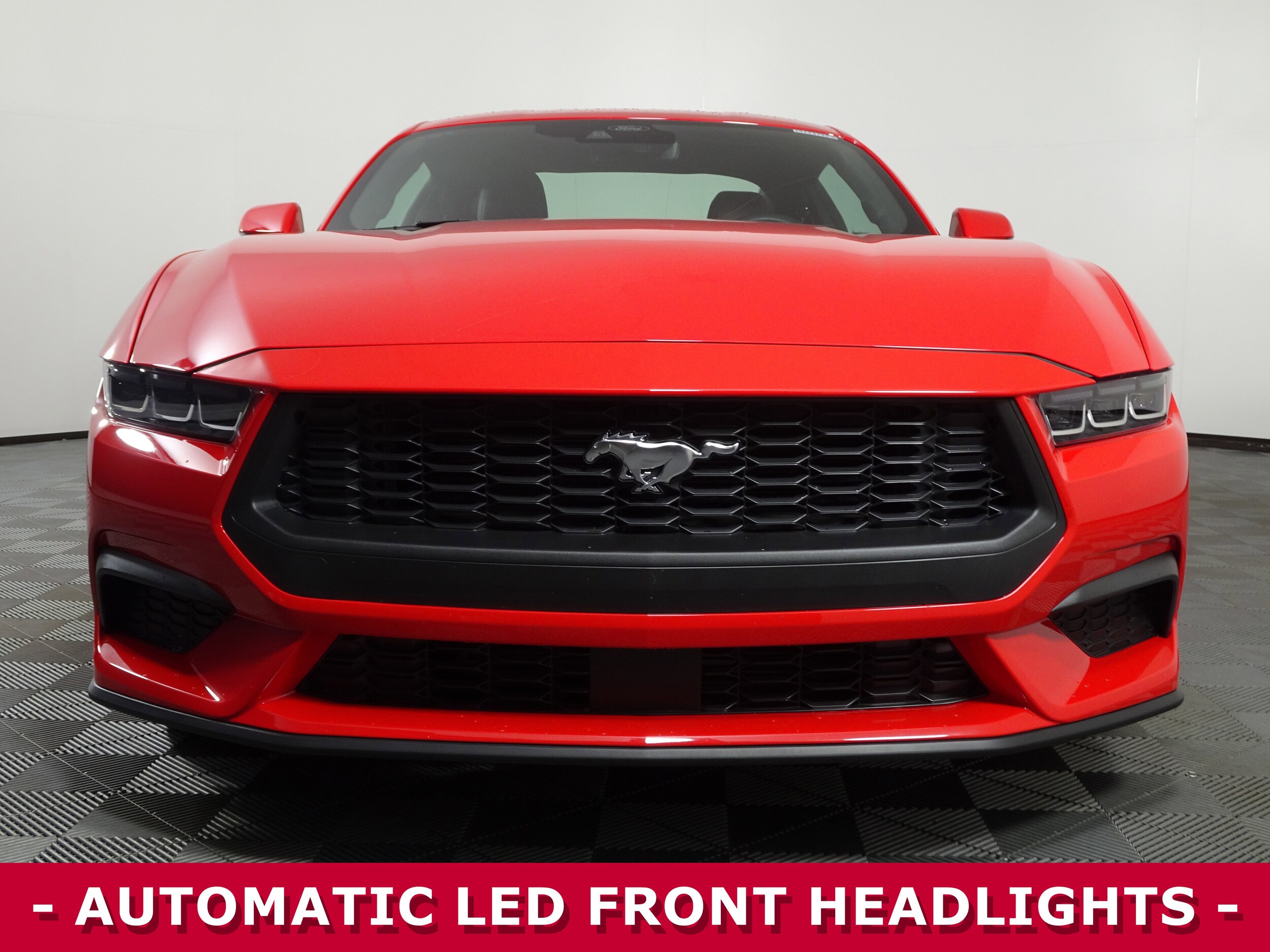 2024 Ford Mustang EcoBoost Premium photo 2