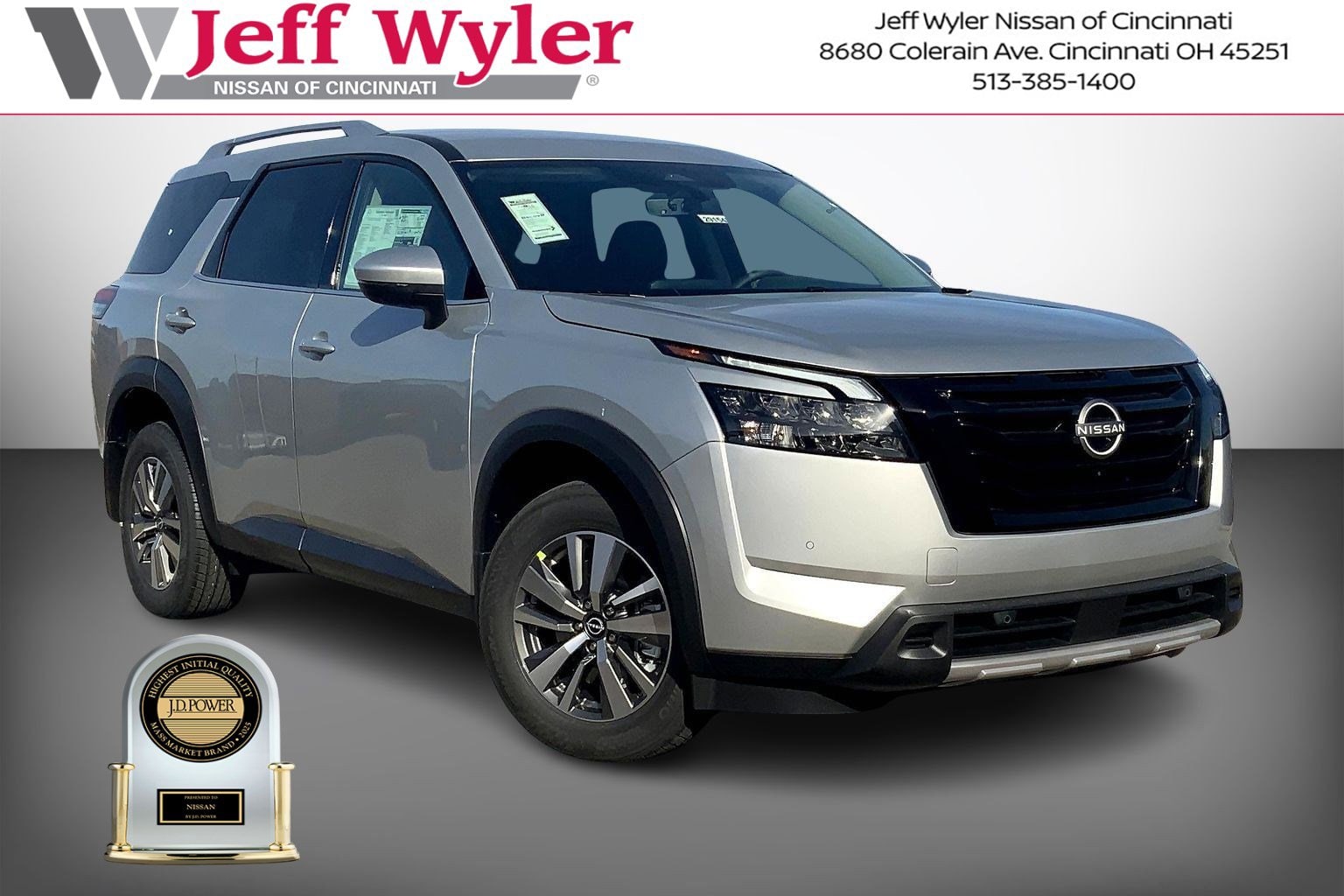 2025 Nissan Pathfinder SL's photo