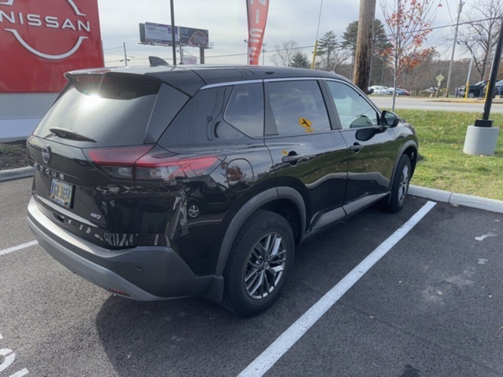 Used 2023 Nissan Rogue S SUV