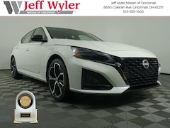 2025 Nissan Altima SR Sedan