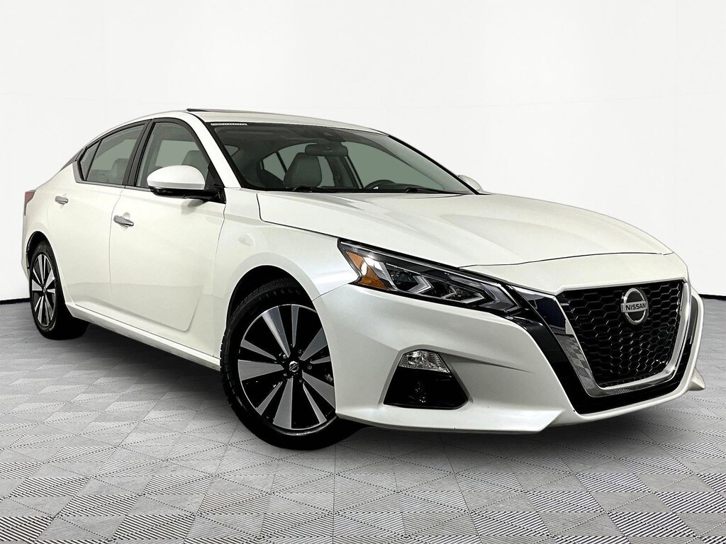 Used 2021 Nissan Altima 2.5 SL Sedan