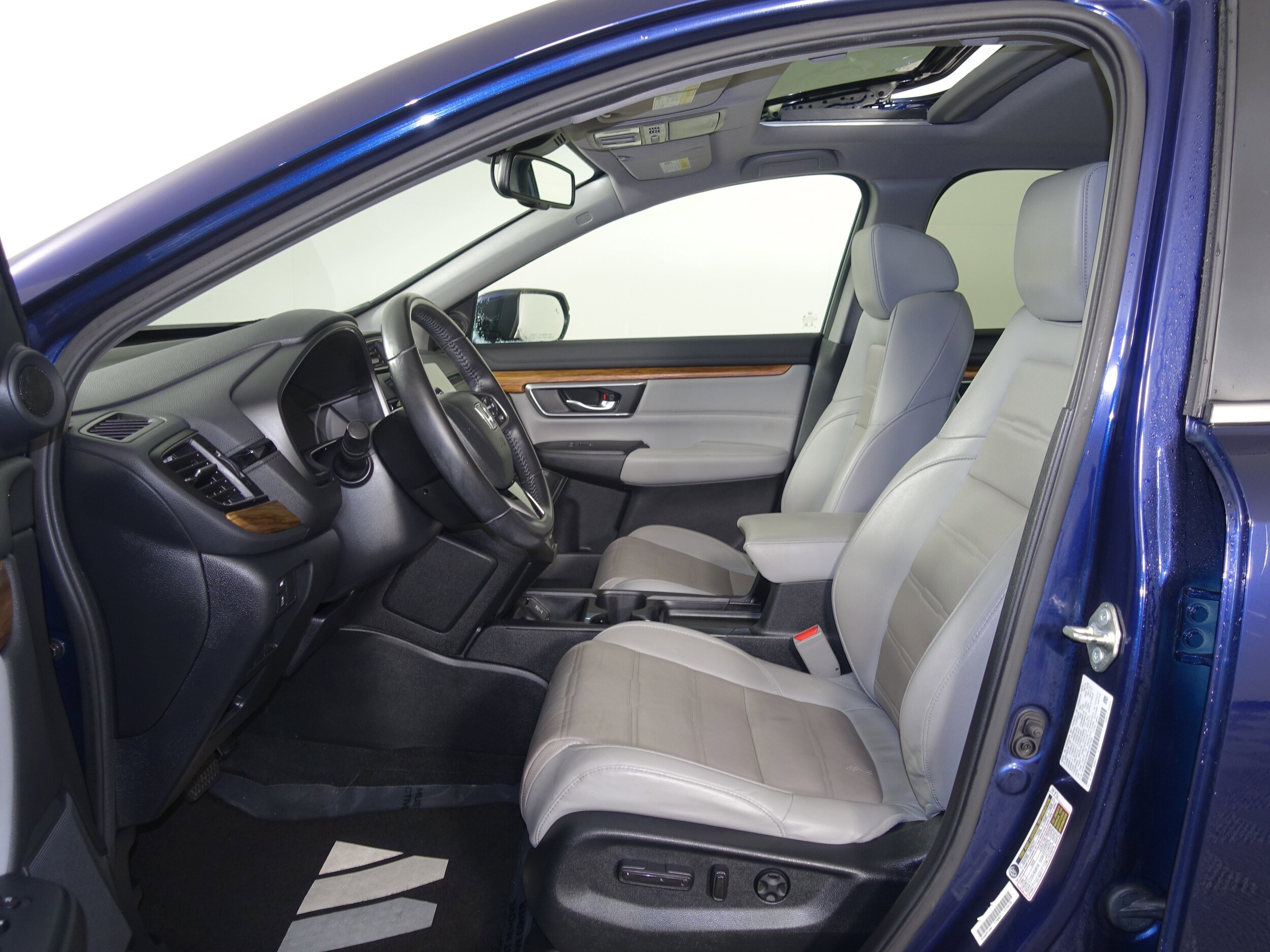 2019 Honda CR-V EX-L photo 3