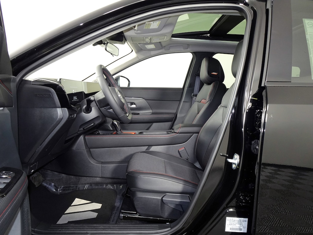 New 2026 Nissan Kicks SR SUV