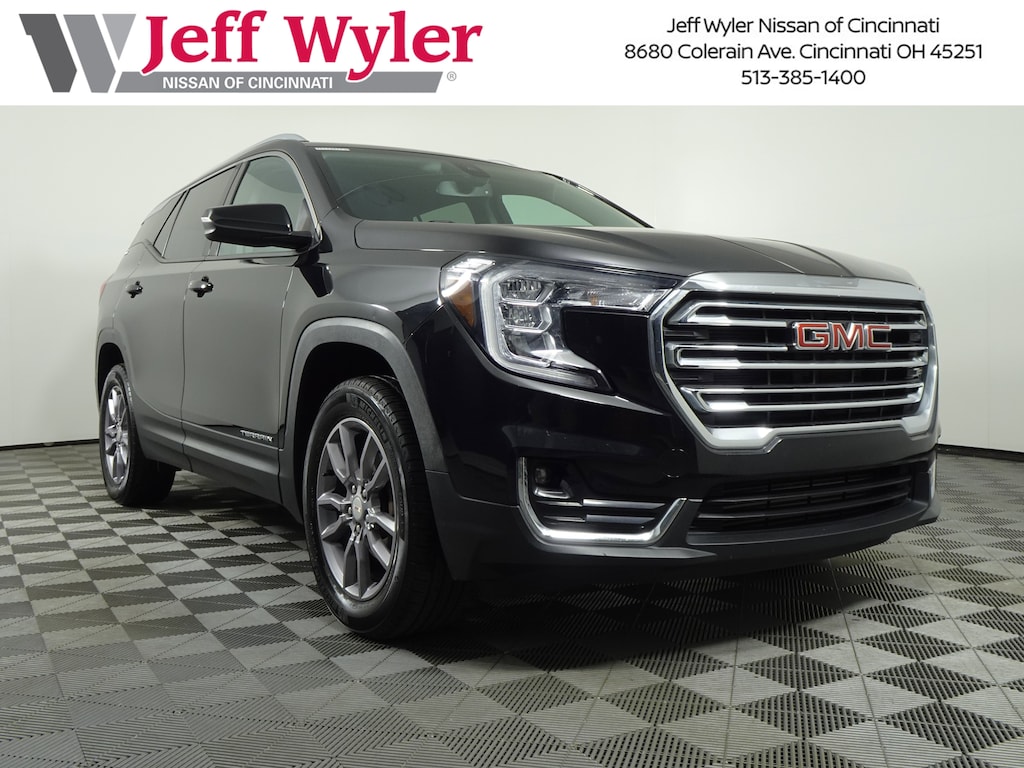 Used 2023 GMC Terrain SLT SUV