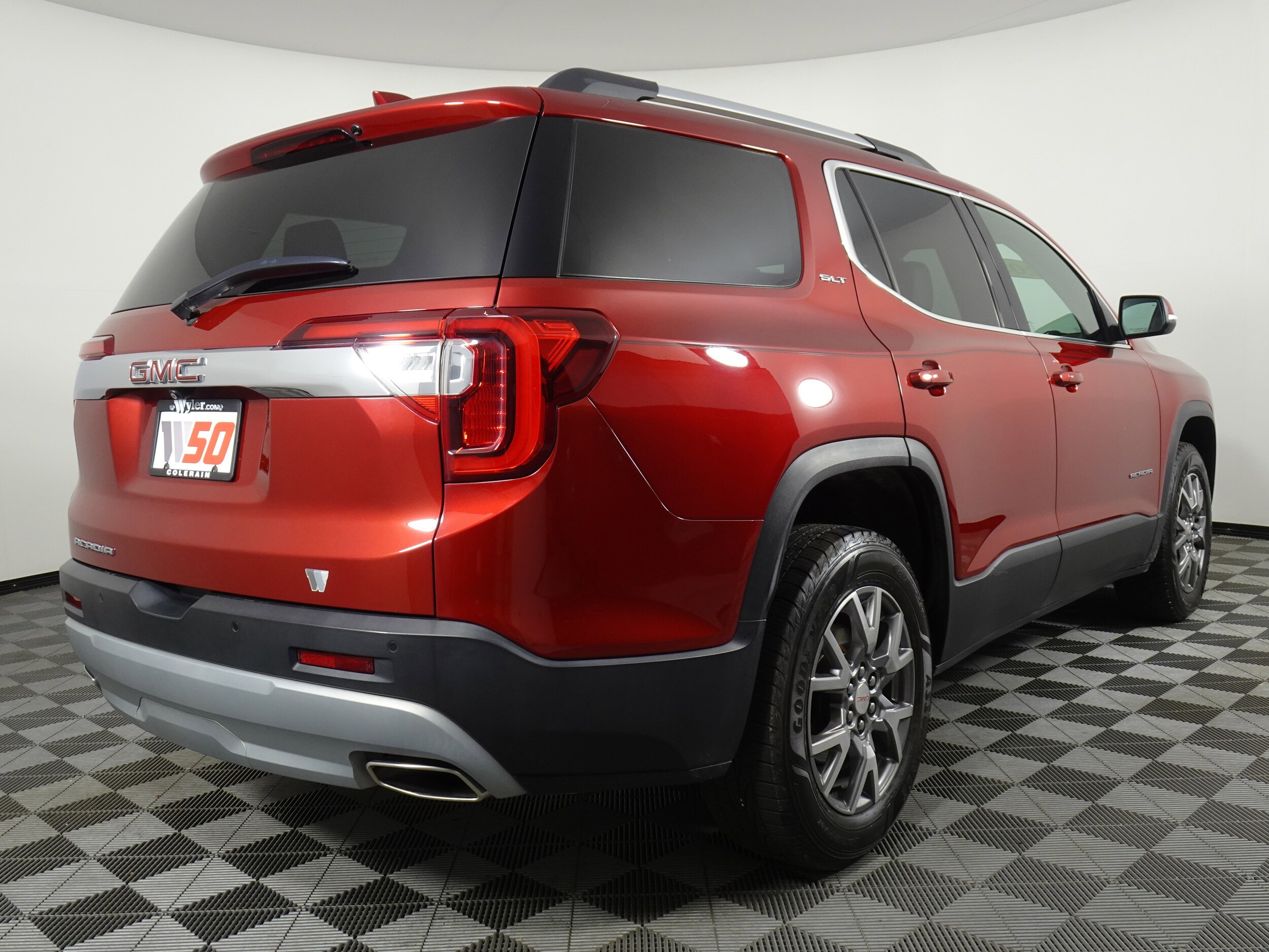 2021 Gmc Acadia SLT photo 3